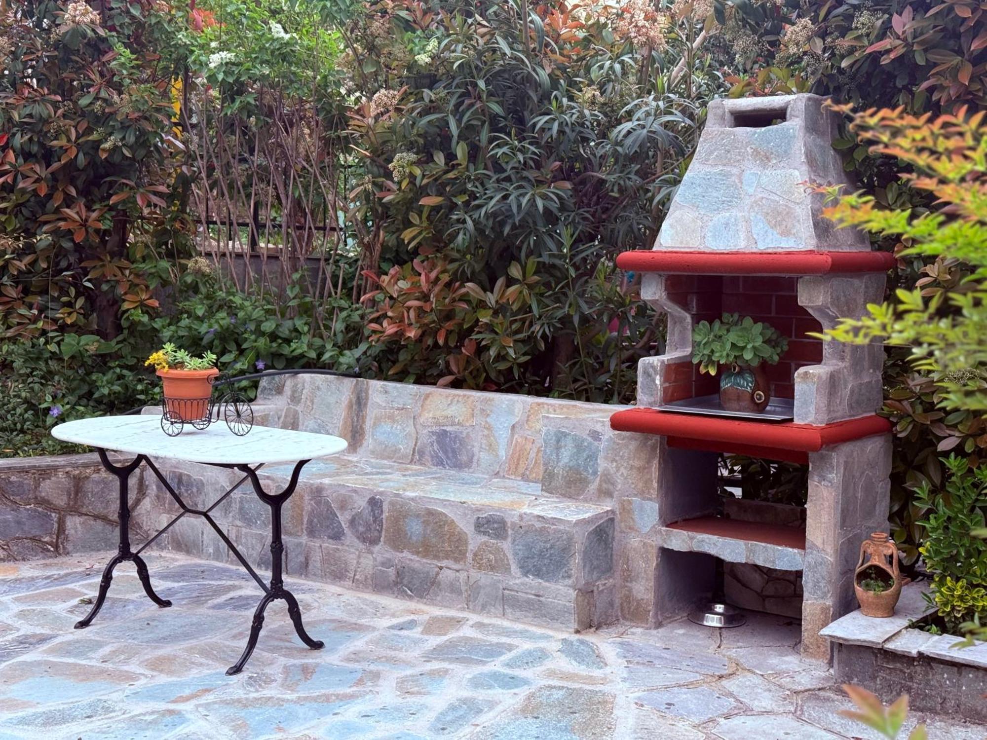 Chara'S Luxury Home Kalampáka Dış mekan fotoğraf