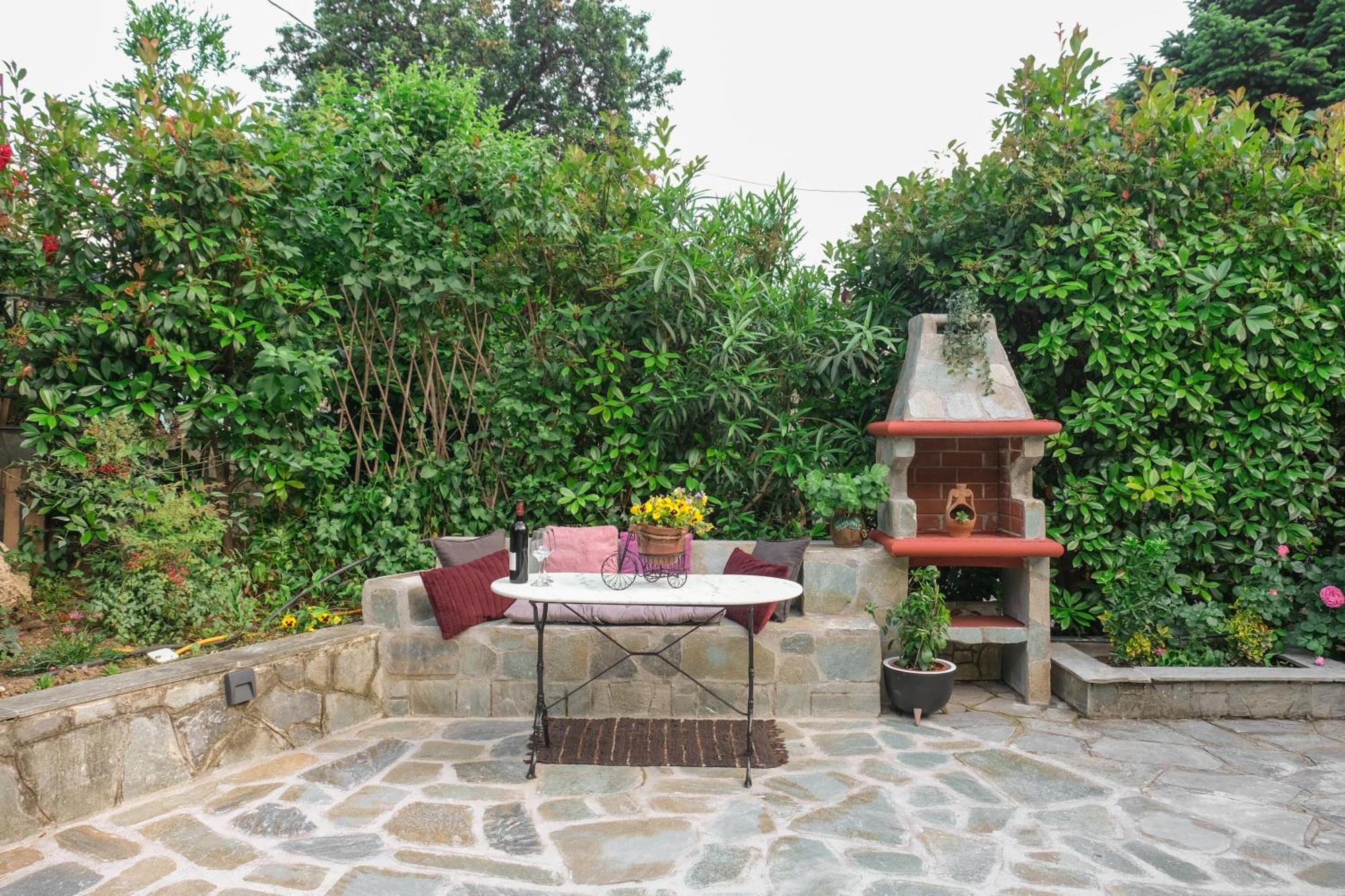 Chara'S Luxury Home Kalampáka Dış mekan fotoğraf