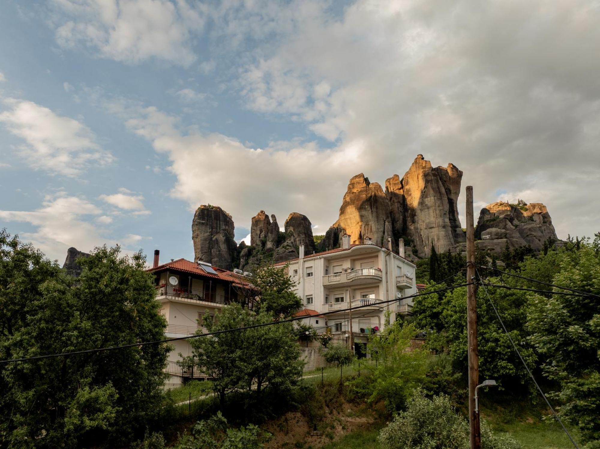 Chara'S Luxury Home Kalampáka Dış mekan fotoğraf
