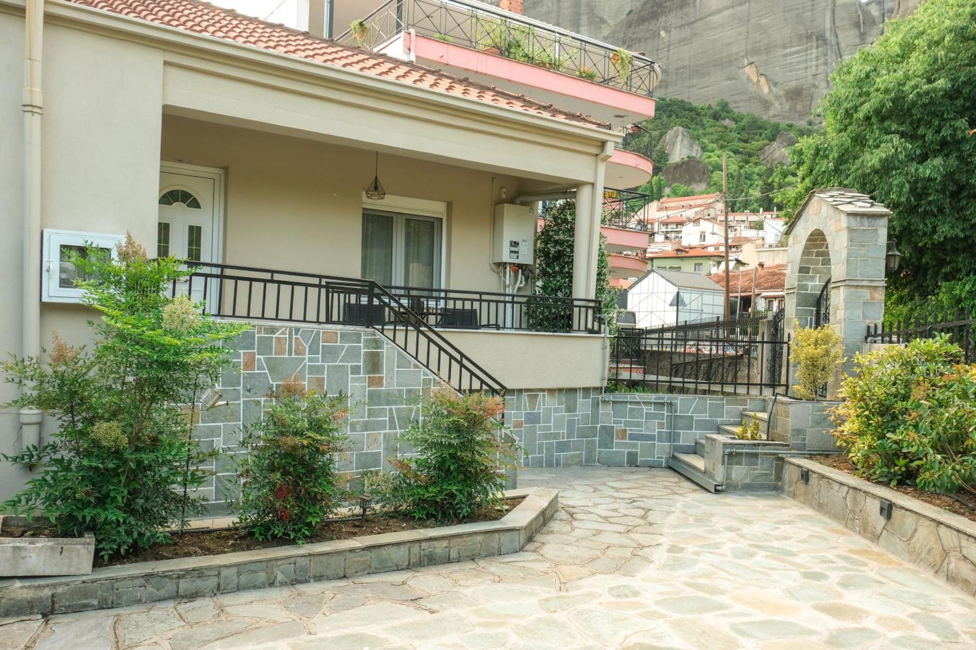 Chara'S Luxury Home Kalampáka Dış mekan fotoğraf